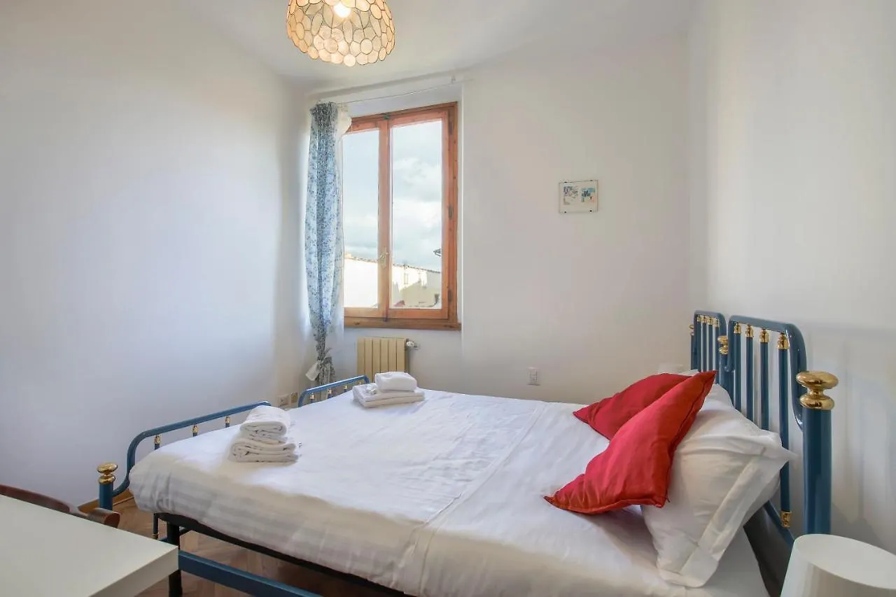Florence Apartment In Great Location