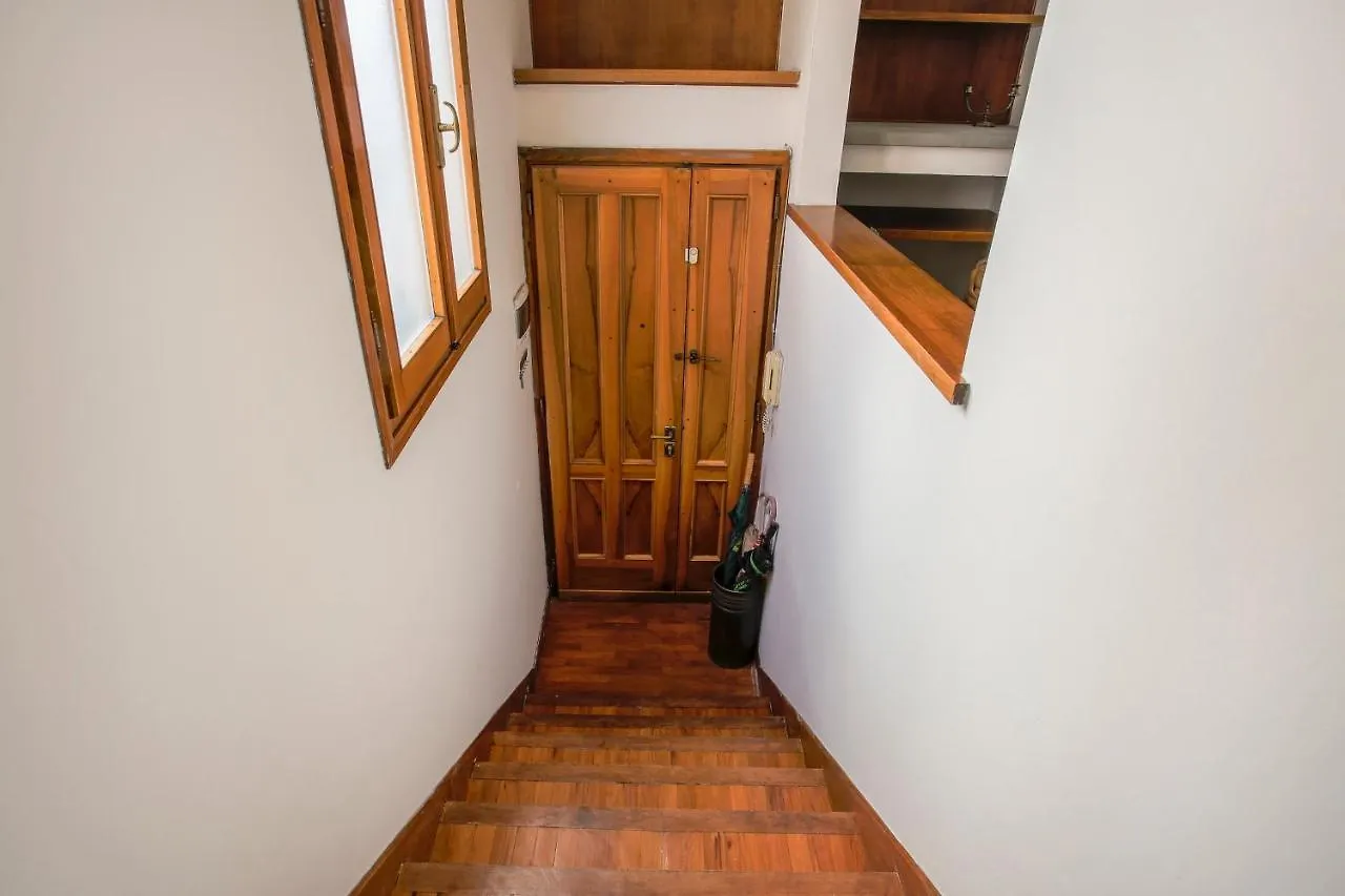 Florence Apartment In Great Location
