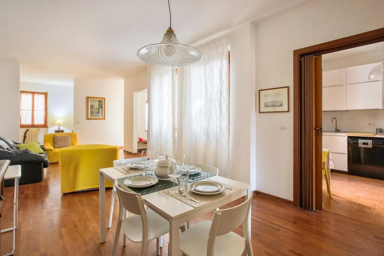 Florence Apartment In Great Location