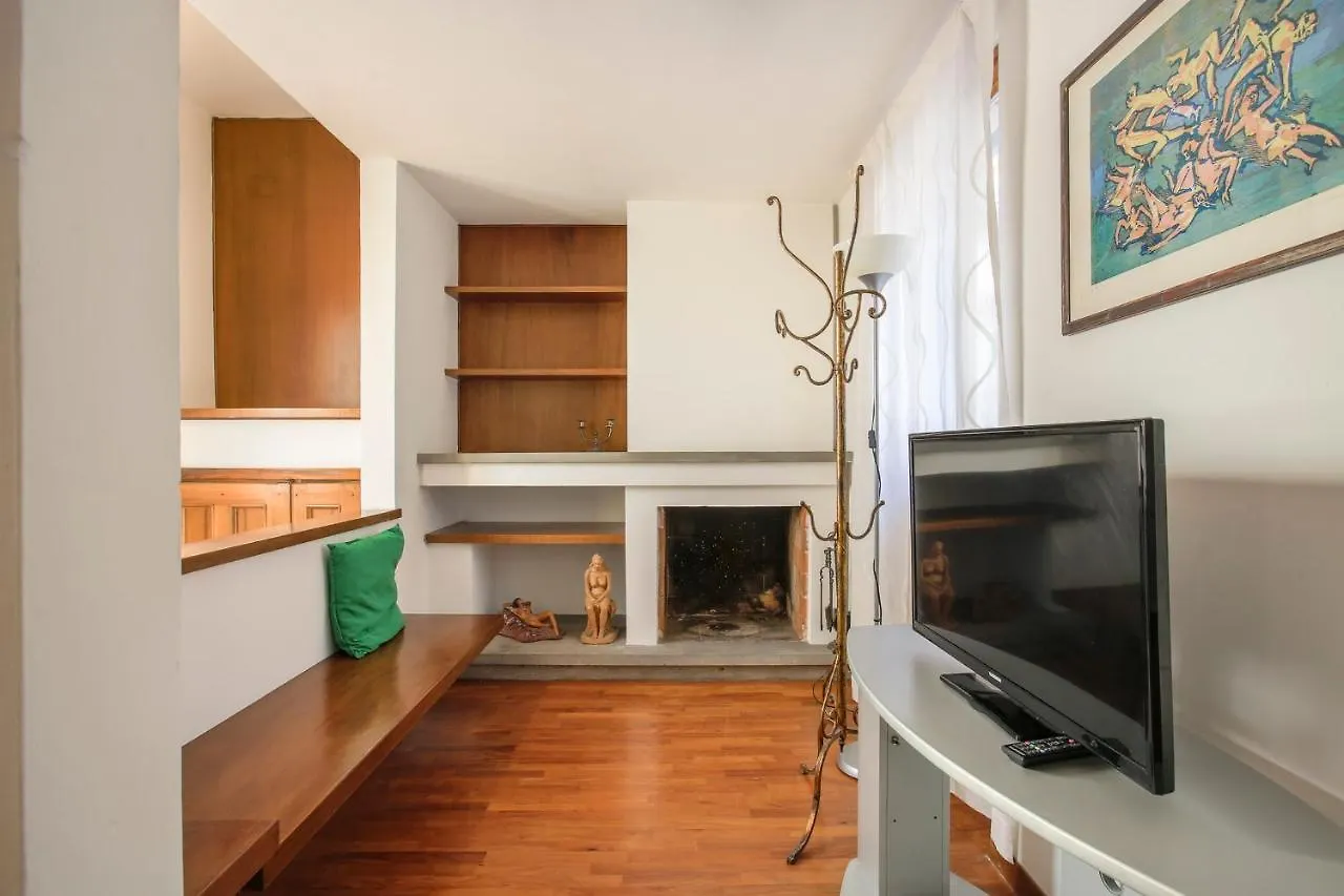 Florence Apartment In Great Location
